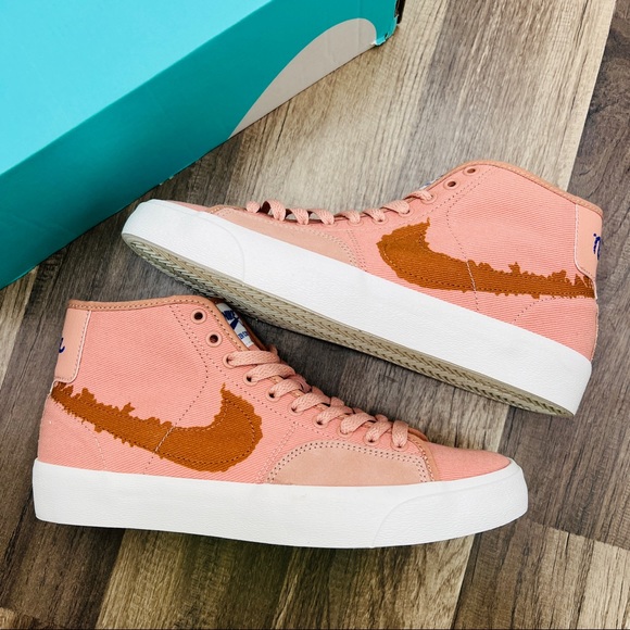 Nike SB Blzr Court Mid PRM - Picture 2 of 7